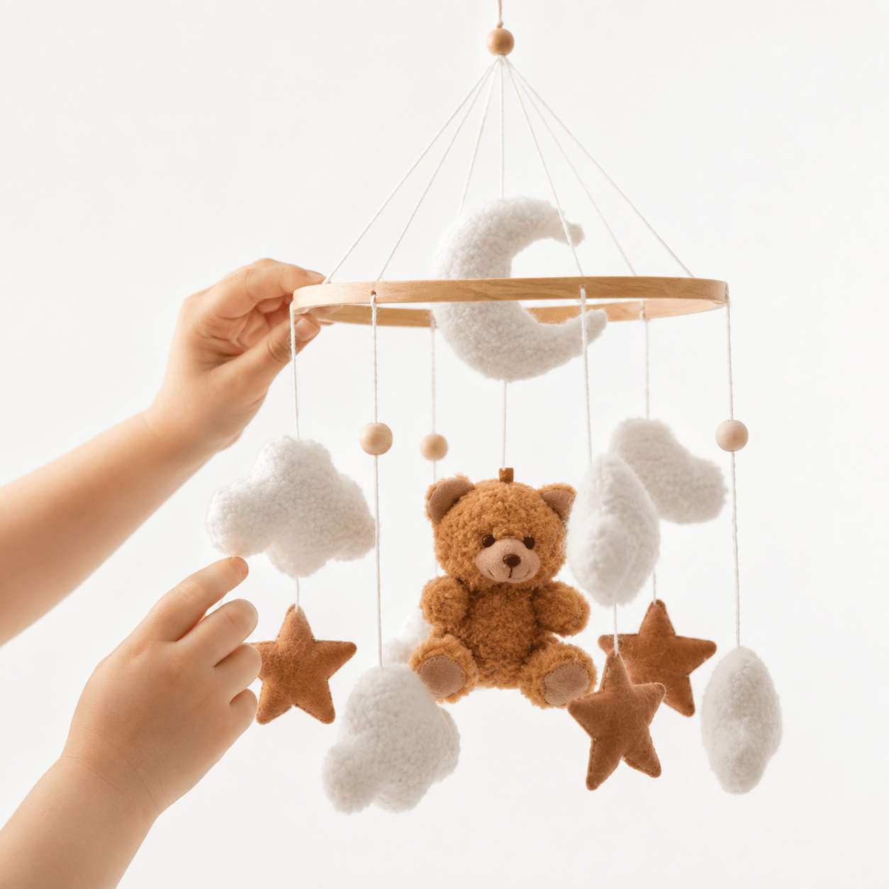 Montessoriland Babymobile mit Teddybär und Mond Bild