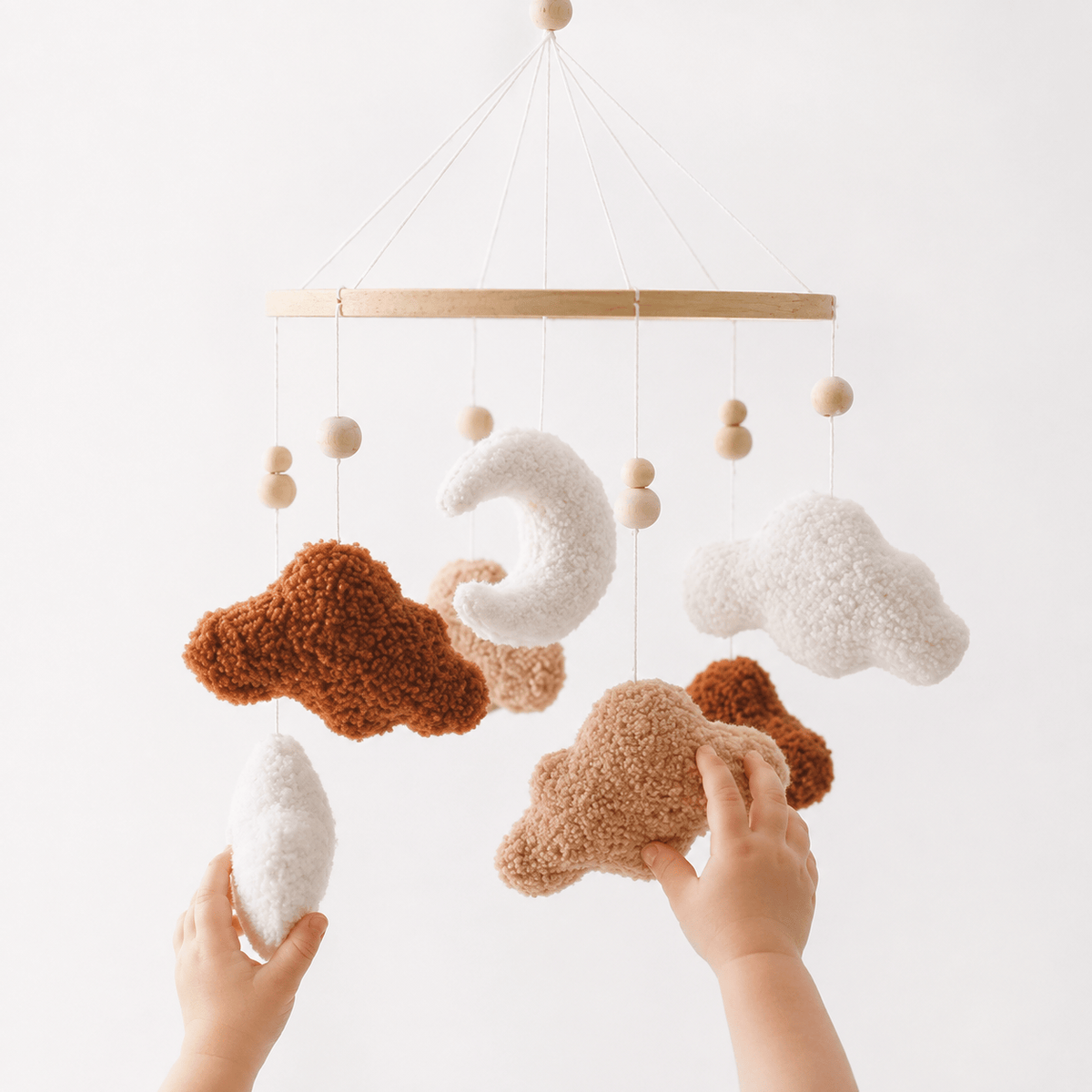 Montessoriland Montessori-Babymobile mit Mond und Wolken Bild