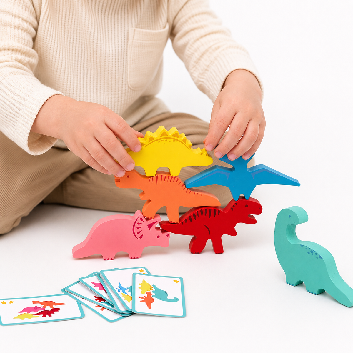 Wooden Balance Blocks Toys For Children Animal Dinosaur Building Stacking High Board Games Wood Montessori Toy Boys Kids Gift - Entrain de jouer fond blanc